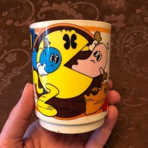 Amazing Pac-Man mug 1990 Midway MFG CO.